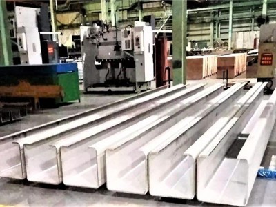 中厚板機械配件加工廠-鋼板成型設(shè)備全
